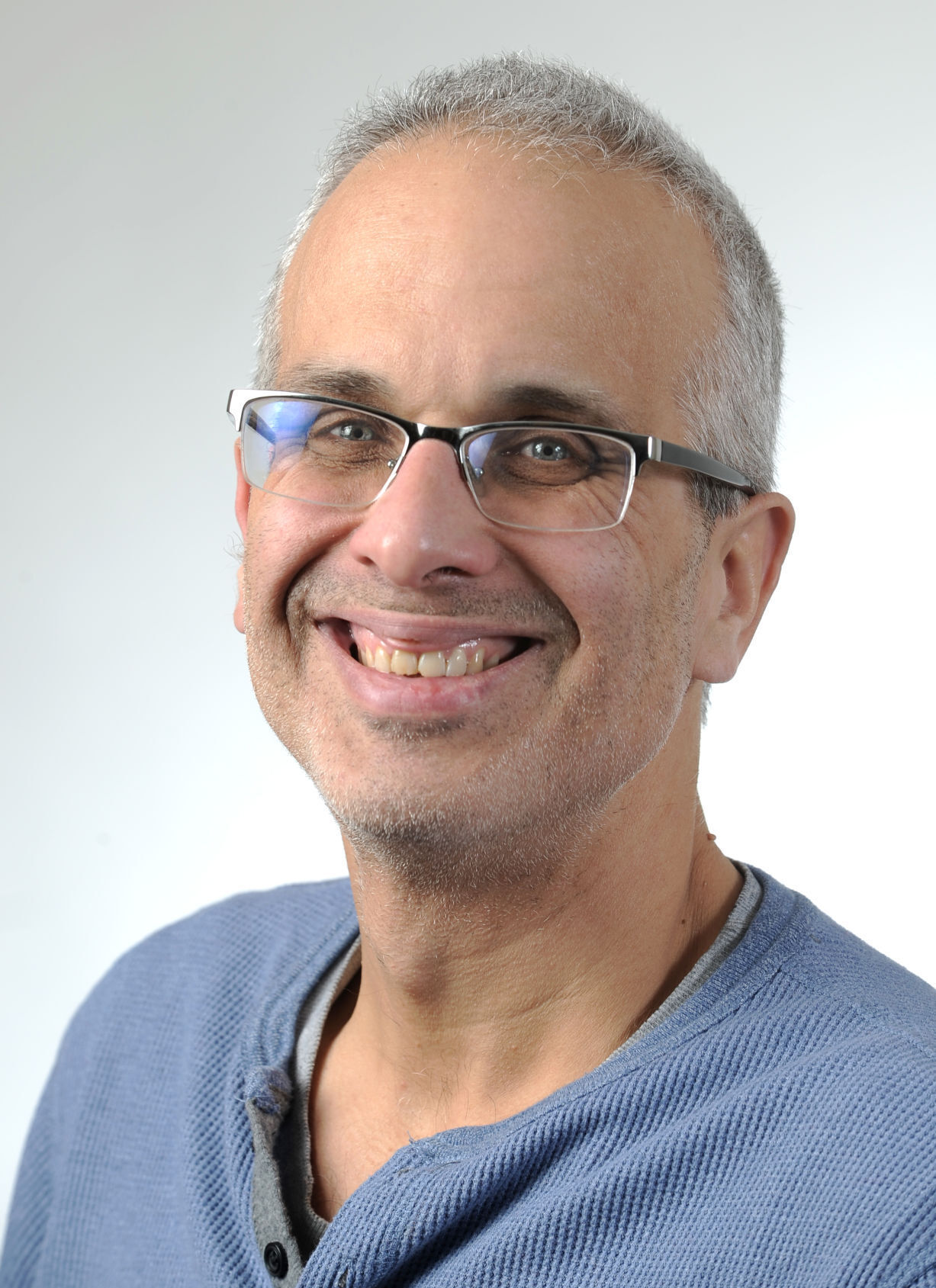 DAN TRUTTSCHEL